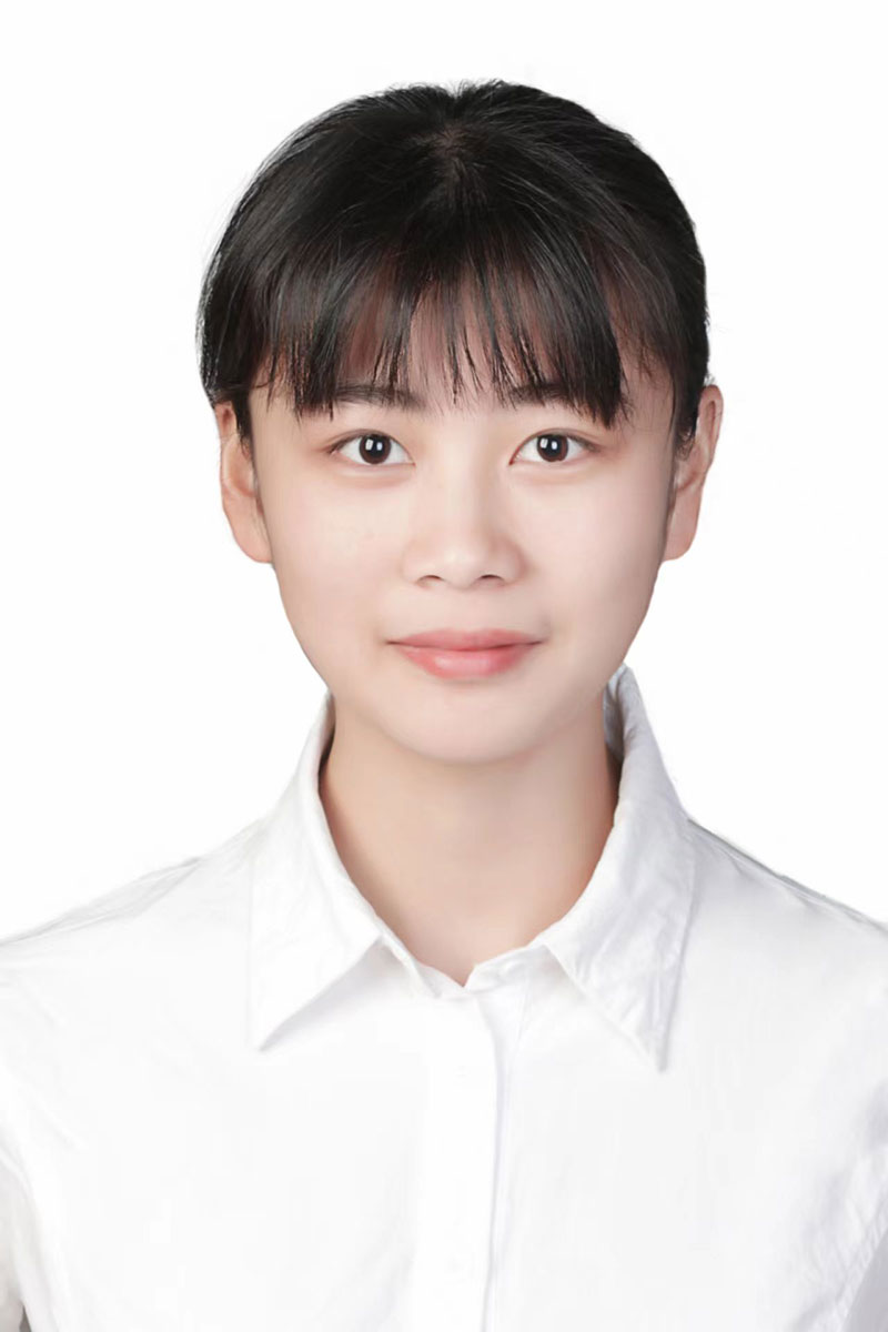 潘菁