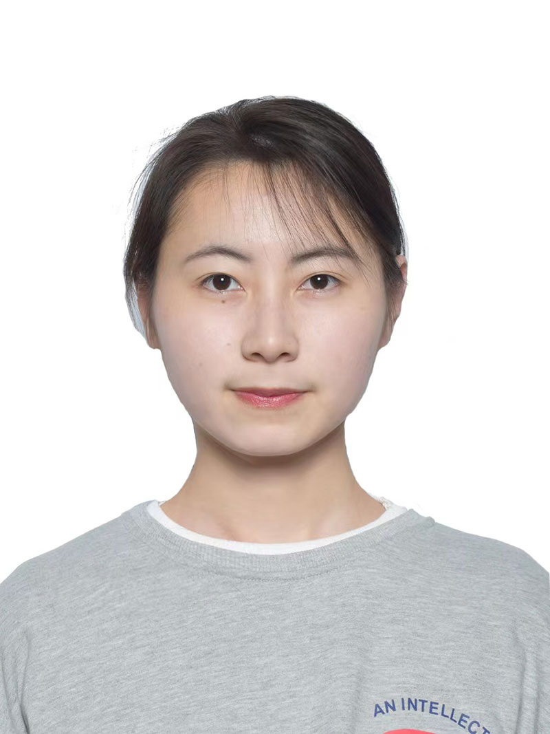 阴雪婷
